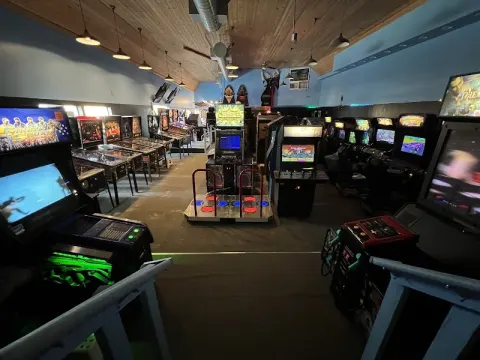 Let's Play Cafe